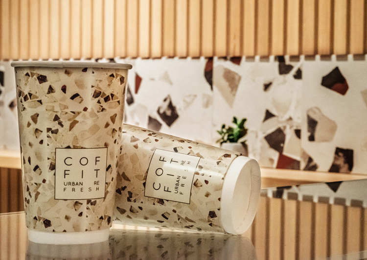 COFFIT Coffee使用新礫石磁磚系列