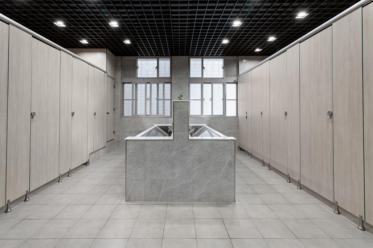 私立衛理女子高級中學廁所