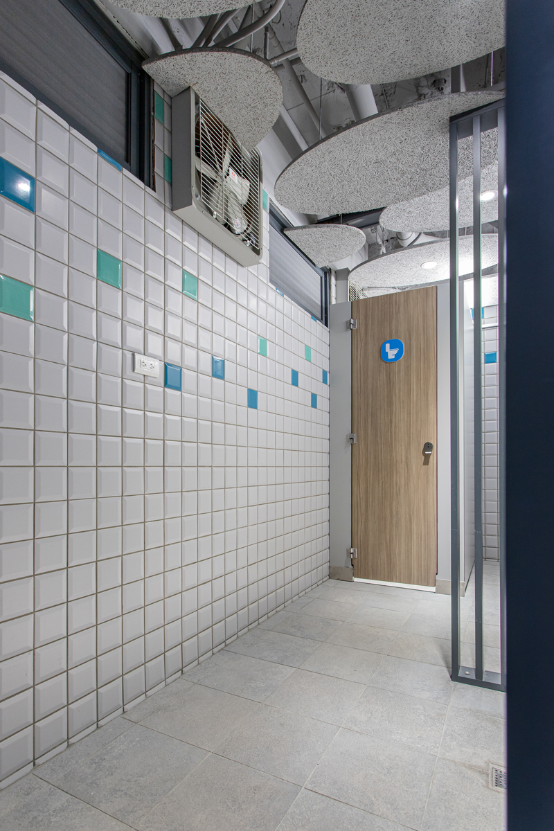 教育部忠孝大樓廁所