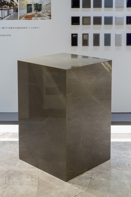 磁磚建材應用-石桌石椅-薄板磁磚、大理石磁磚